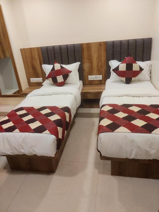 Bkc Corporate Hostel Ac Dormitory Mumbai Ngoại thất bức ảnh